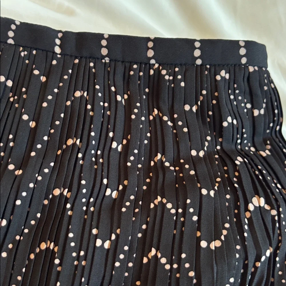 KATE SPADE New York Wavy SKIRT Black White Dot Lined Midi Pleated skirt